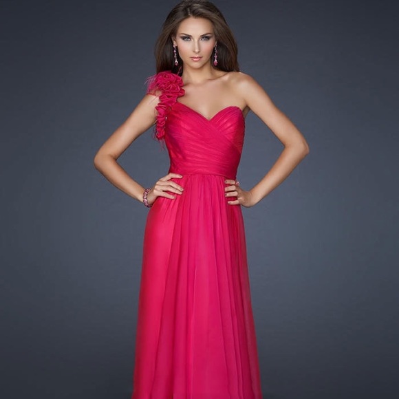 La Femme One Shoulder Fuchsia Evening Gown